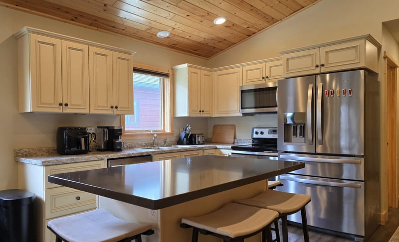 5882 Lakeshore Ln NW, Cass Lake, MN 56633