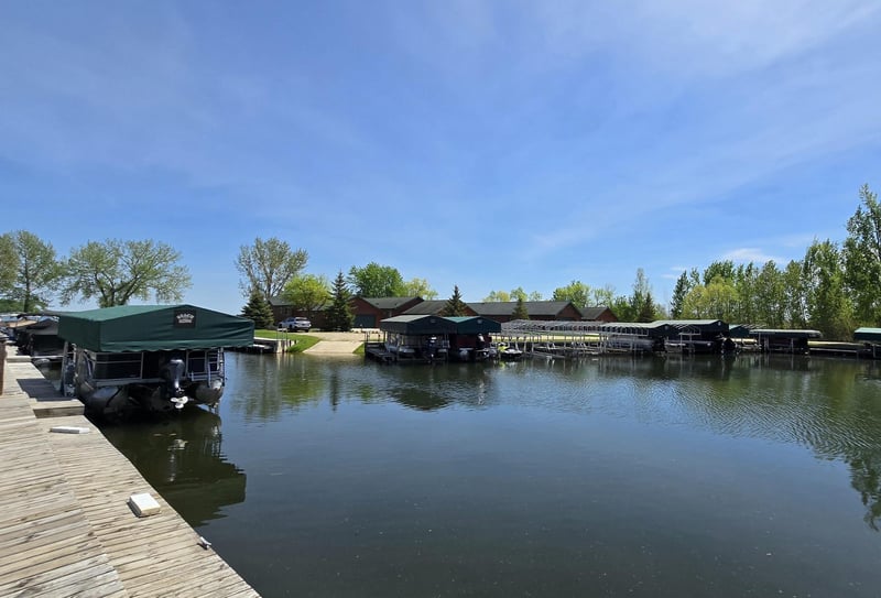 5882 Lakeshore Ln NW, Cass Lake, MN 56633