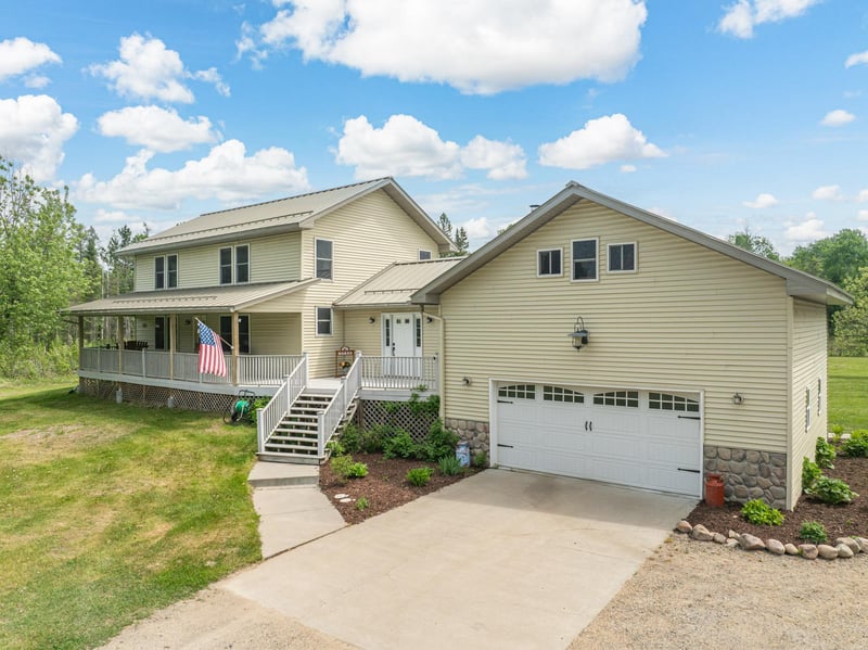 20190 Happy Hollow Rd, Grand Rapids, MN 55744