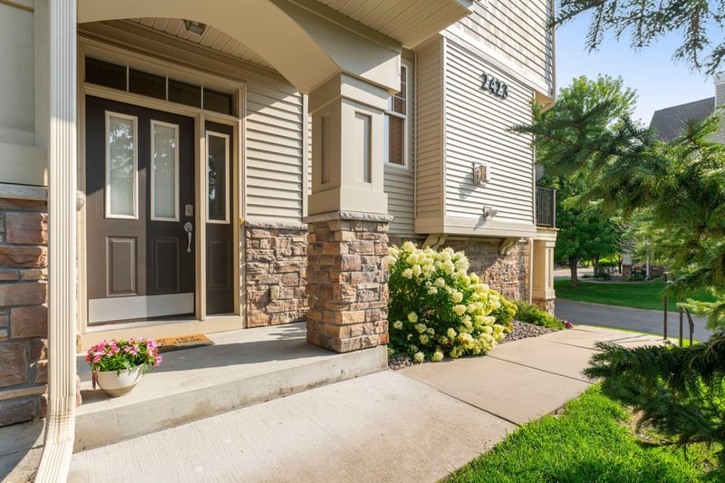 2423 NE 121 Cir NE #F, Blaine, MN 55449