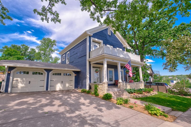 430 Broadway St S, Stillwater, MN 55082