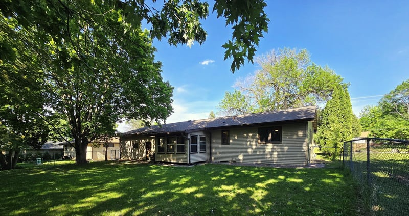 409 Main St S, Saint Michael, MN 55376