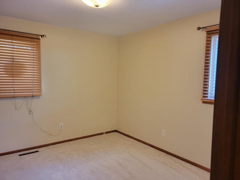 425 Spruce Ave S, Thief River Falls, MN 56701