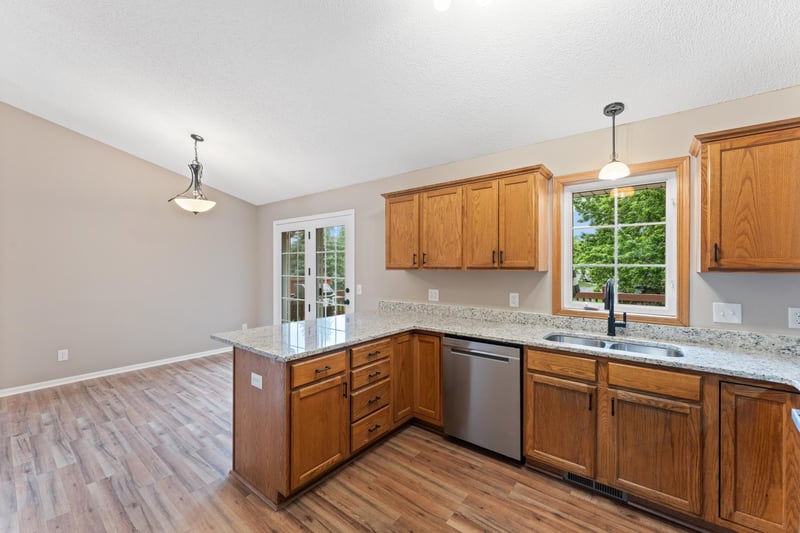 18826 Embers Ave, Farmington, MN 55024