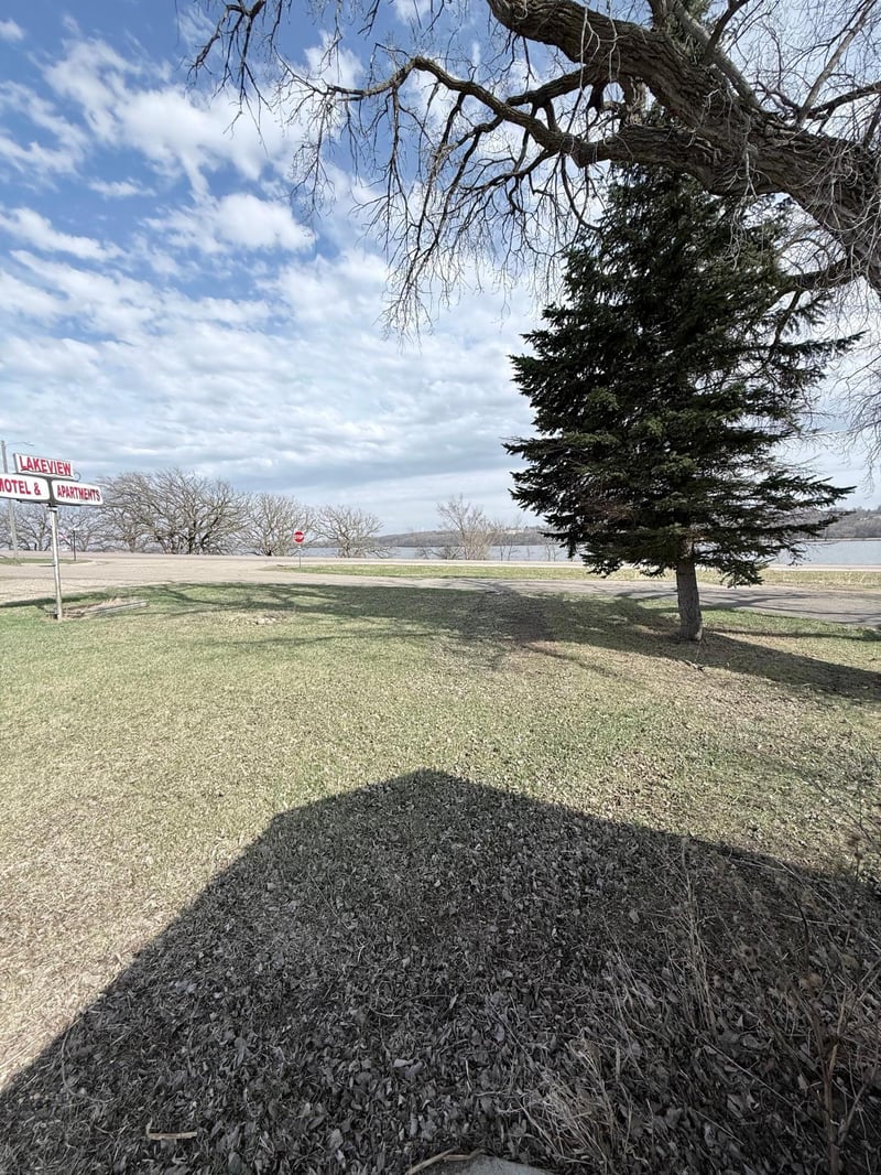 605 Us Hghwy 75, Lake Benton, MN 56149