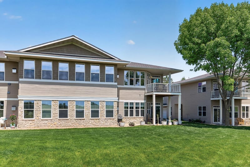 1171 Gallery Ln, Chaska, MN 55318