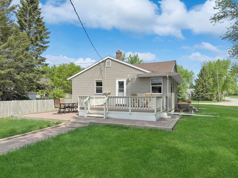 402 Chicago Ave SW, Red Lake Falls, MN 56750