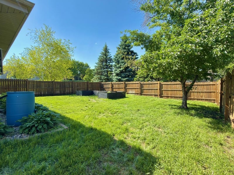979 S Prairie Ave, Fairmont, MN 56031