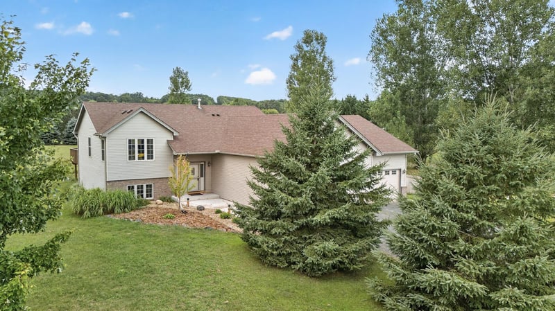 853 217th St, Osceola, WI 54020