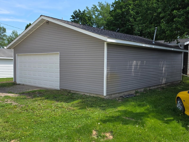 510 Arnold St, West Concord, MN 55985