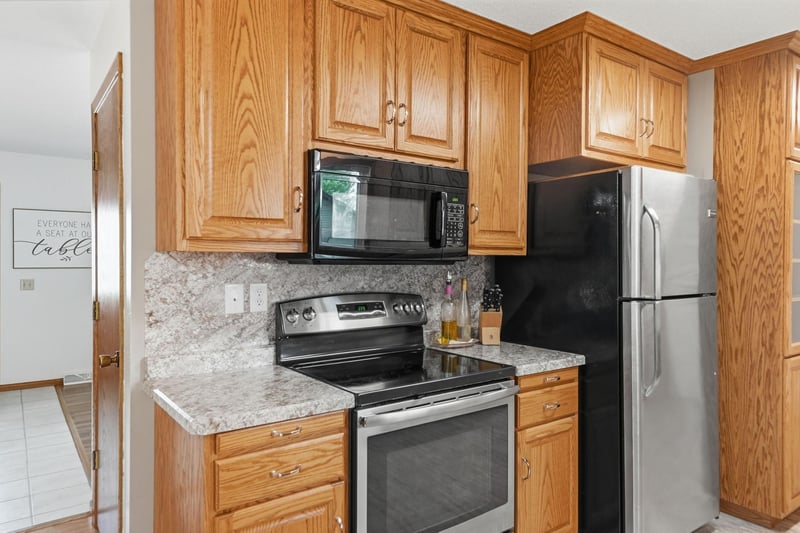 516 Nelson Ave, Belgrade, MN 56312