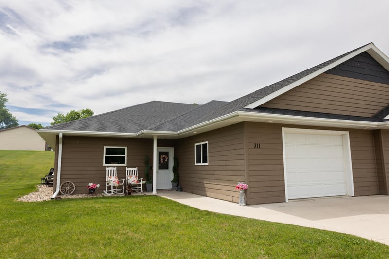 311 Tennessee Ave, Adrian, MN 56110