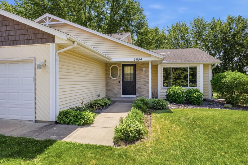 3854 123rd Ave NW, Coon Rapids, MN 55433