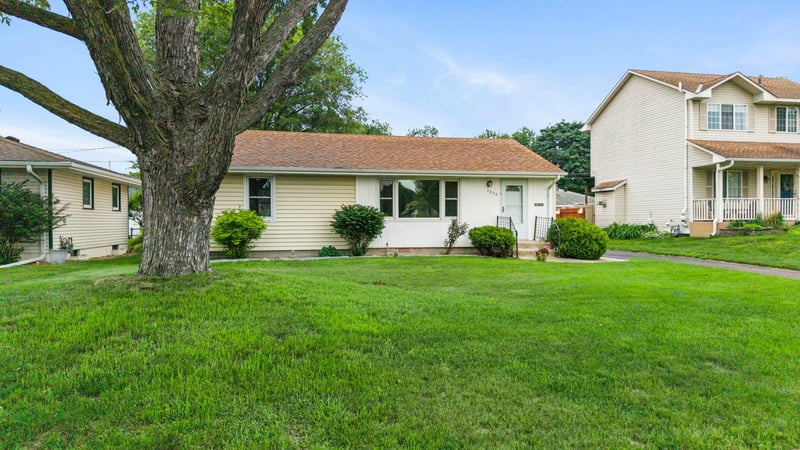 4850 Zane Ave N, Crystal, MN 55429