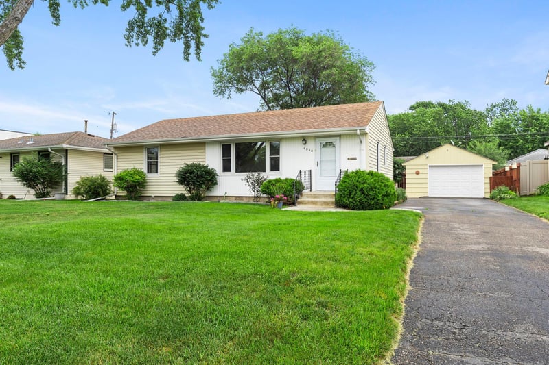 4850 Zane Ave N, Crystal, MN 55429