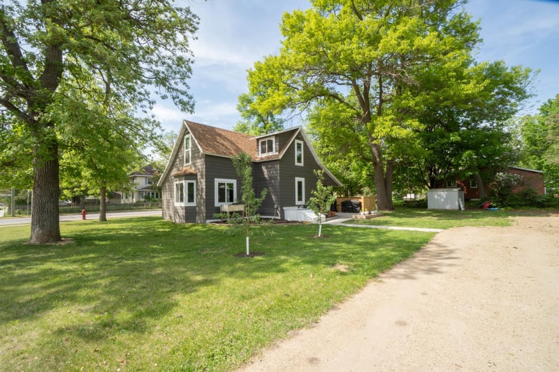 100 N Broadway, New York Mills, MN 56567