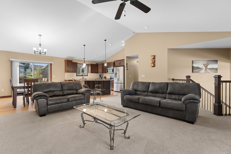 870 Portsmith Dr NW, Rochester, MN 55901