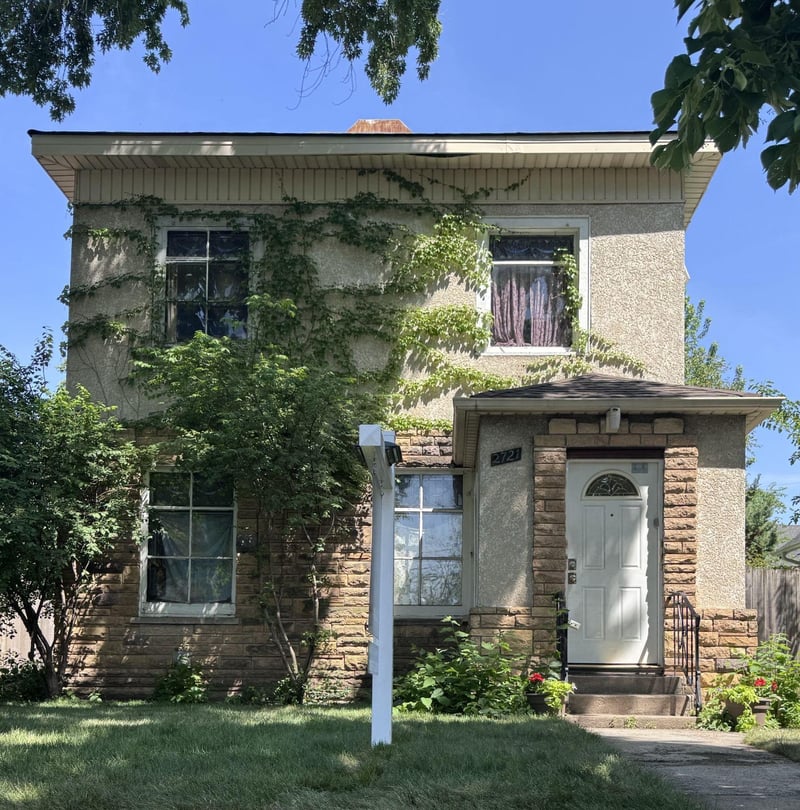2721 Columbus Ave, Minneapolis, MN 55407