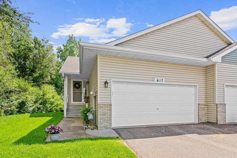 617 86th Ln NW, Coon Rapids, MN 55433