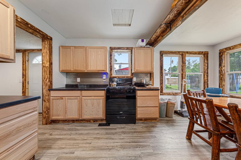 321 Ash Ave N, New Richland, MN 56072