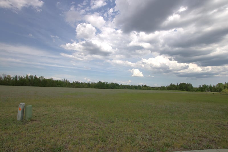 455 Norway Ct, Staples, MN 56479