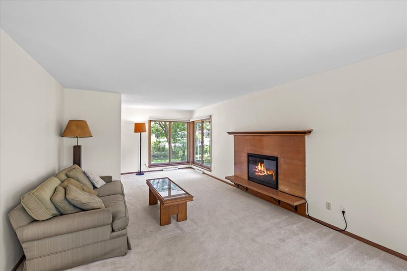 3511 Hilltop St, White Bear Lake, MN 55110