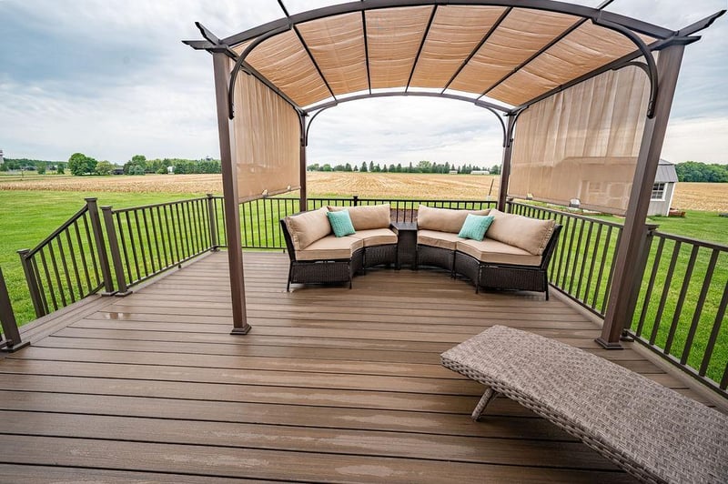 444 W Overlook Dr, Ellsworth, WI 54011