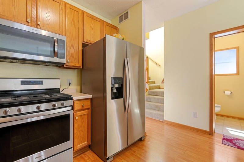 114006 Hundertmark Rd, Chaska, MN 55318