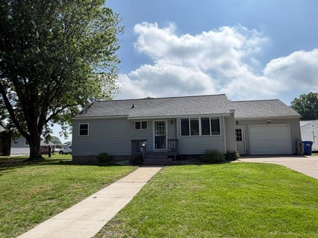 247 7th St, Dawson, MN 56232