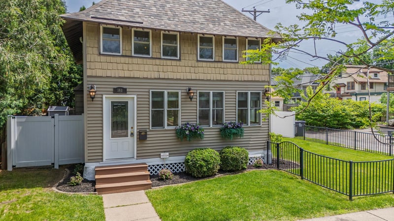 148 Wilder St N, Saint Paul, MN 55104
