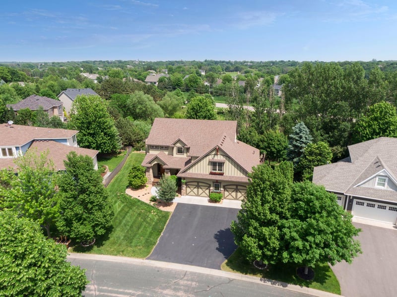 8455 Duck Trl, Victoria, MN 55386