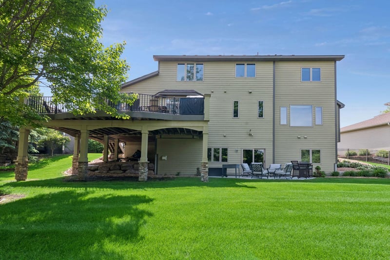 8455 Duck Trl, Victoria, MN 55386