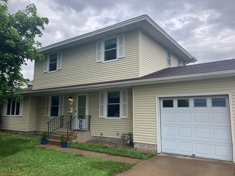 7524 Noble Ave N, Brooklyn Park, MN 55443