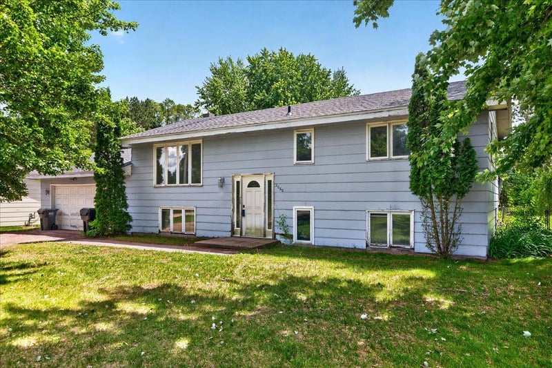 2060 Swedish Dr NE, Ham Lake, MN 55304