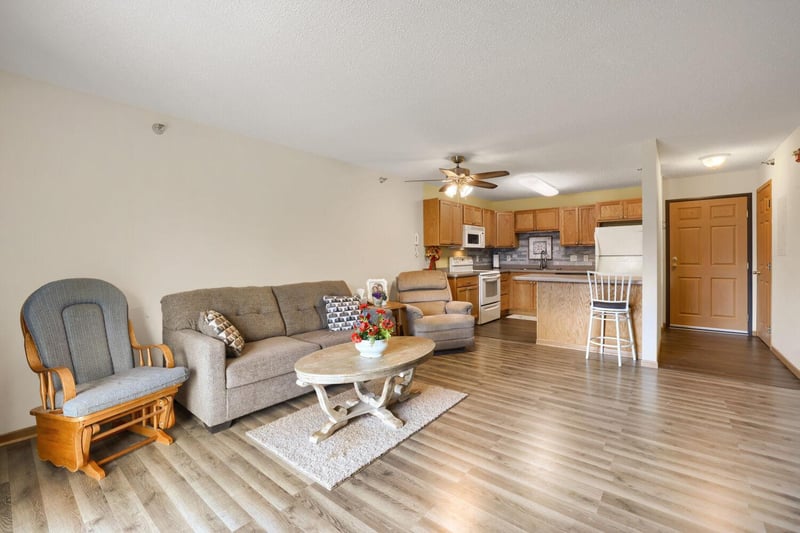 880 Lyn Way #304, Hastings, MN 55033