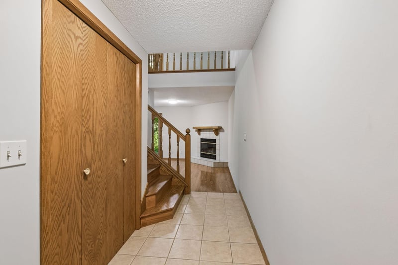 8865 Norway St NW, Coon Rapids, MN 55433
