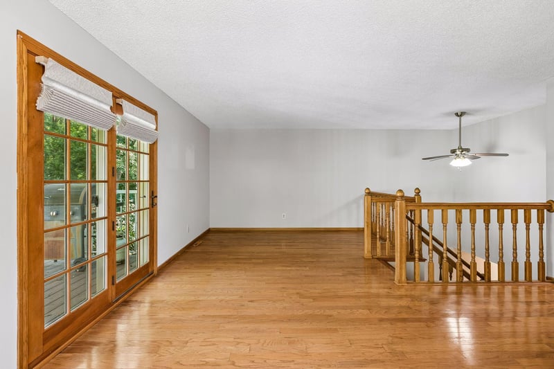 8865 Norway St NW, Coon Rapids, MN 55433