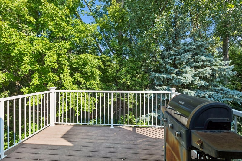 8865 Norway St NW, Coon Rapids, MN 55433