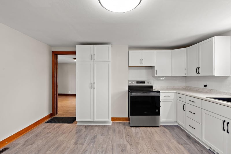 387 2nd St S, Bayport, MN 55003