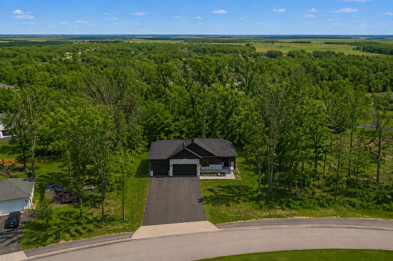 1407a Mineral Springs Pw, Owatonna, MN 55060