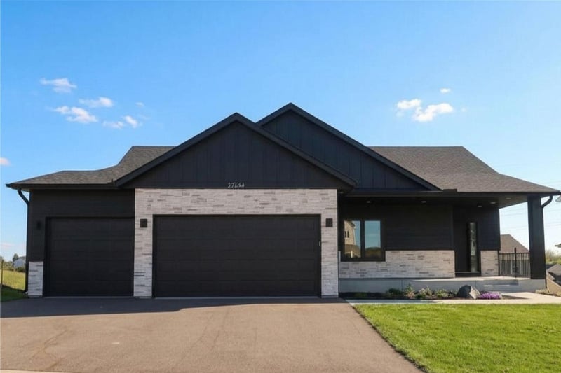 1407a Mineral Springs Pw, Owatonna, MN 55060
