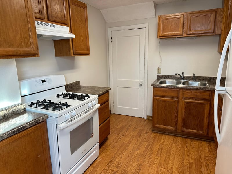 525527 8th Ave N, Saint Cloud, MN 56303