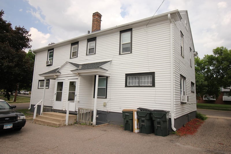 525527 8th Ave N, Saint Cloud, MN 56303