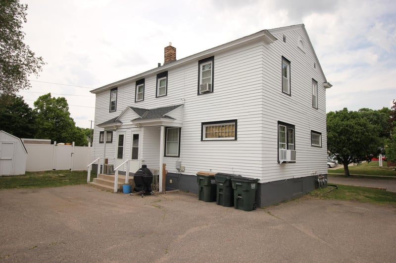 525527 8th Ave N, Saint Cloud, MN 56303
