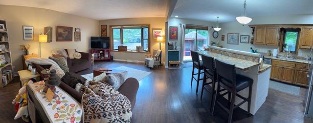 725 S Gilman Ave, Litchfield, MN 55355