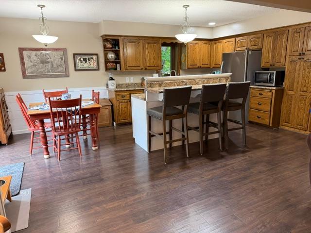 725 S Gilman Ave, Litchfield, MN 55355