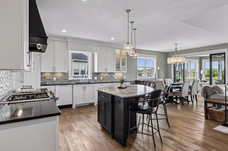 6135 Garland Ln N, Plymouth, MN 55446