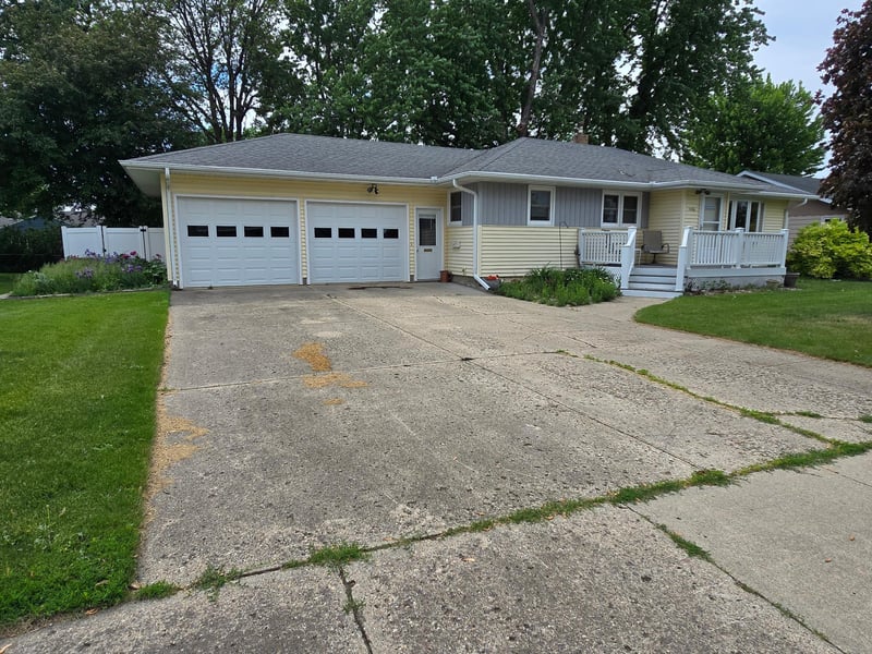 1106 6th Ave SW, Pipestone, MN 56164