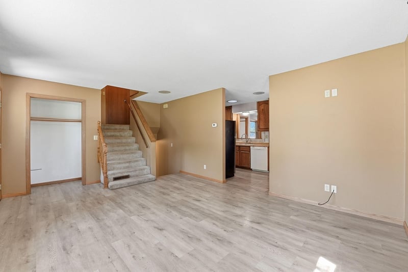 1413 12th St SE, Willmar, MN 56201