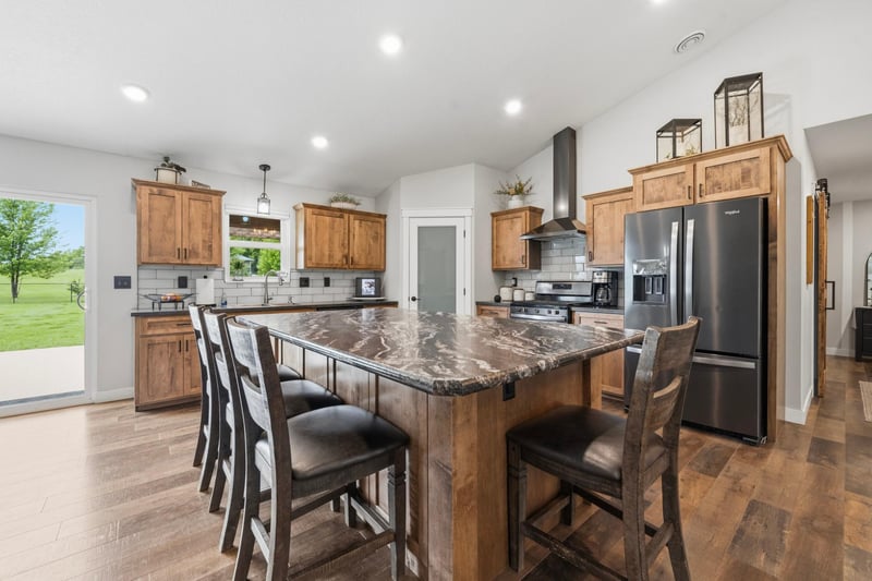 4024 Rosewood Ln SE, Alexandria, MN 56308